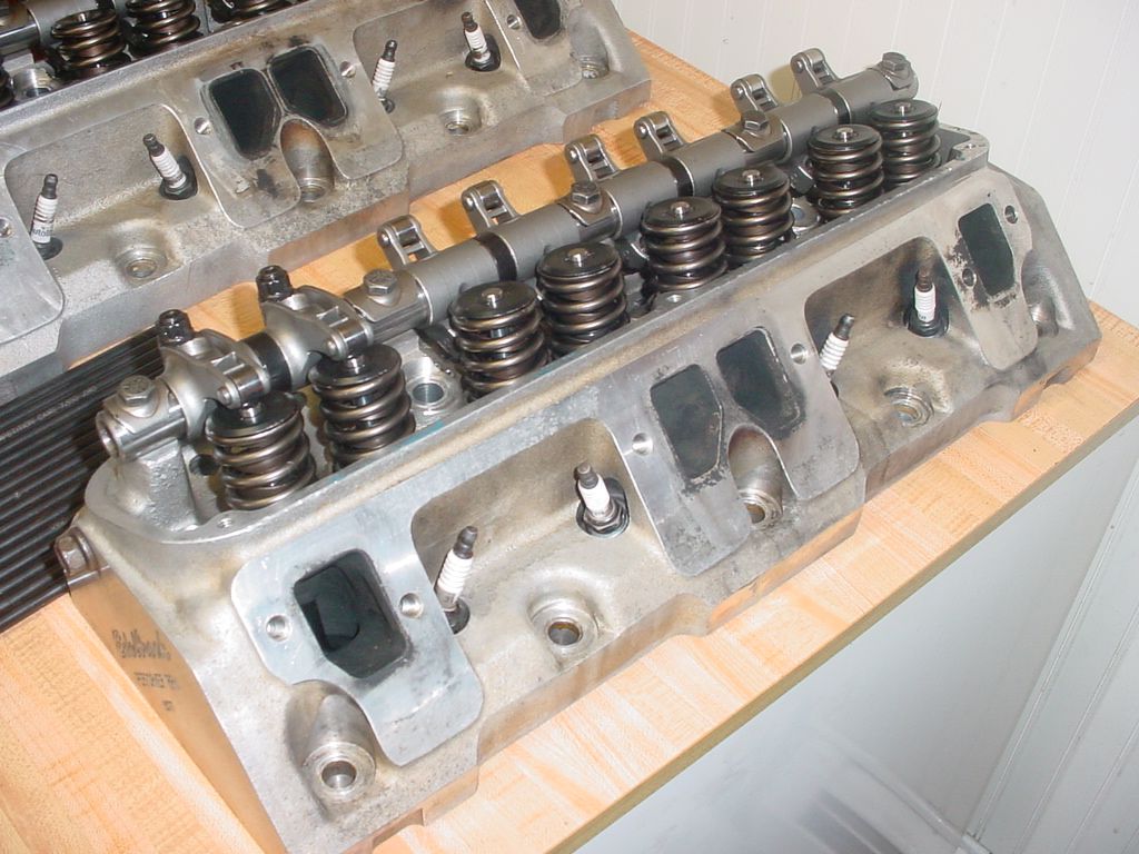 [SOLD] Edelbrock performer 6077 60775 heads head comp cam pro magnum